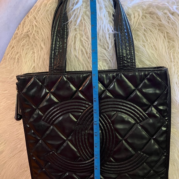 Chanel Black Patent Leather Expandable Tote - Picture 11 of 16